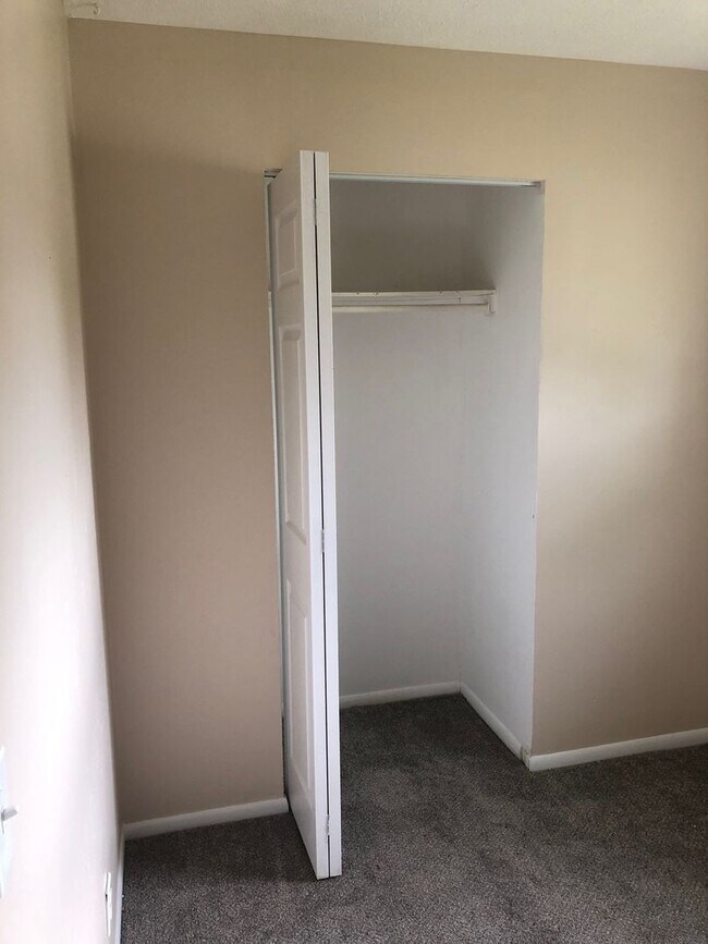 Building Photo - 1130 Wendall Ave