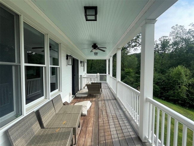 Building Photo - 14 Ledge Rock Ct