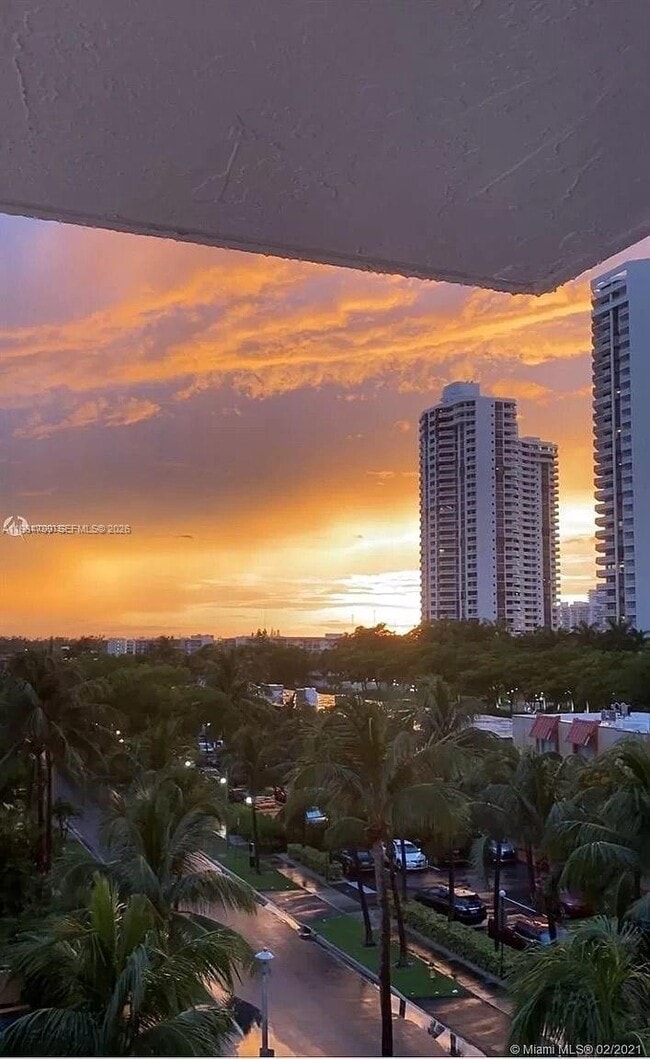 Building Photo - 3642 NE 171 St