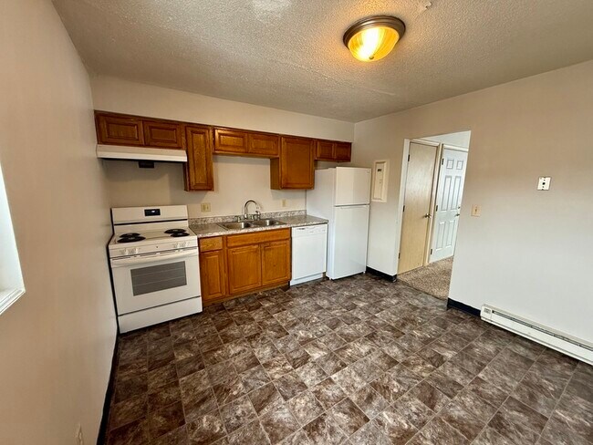 Building Photo - 110 Harbet Ave NW