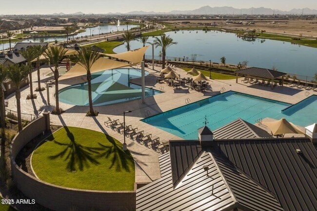 Building Photo - 23080 E Carriage Wy