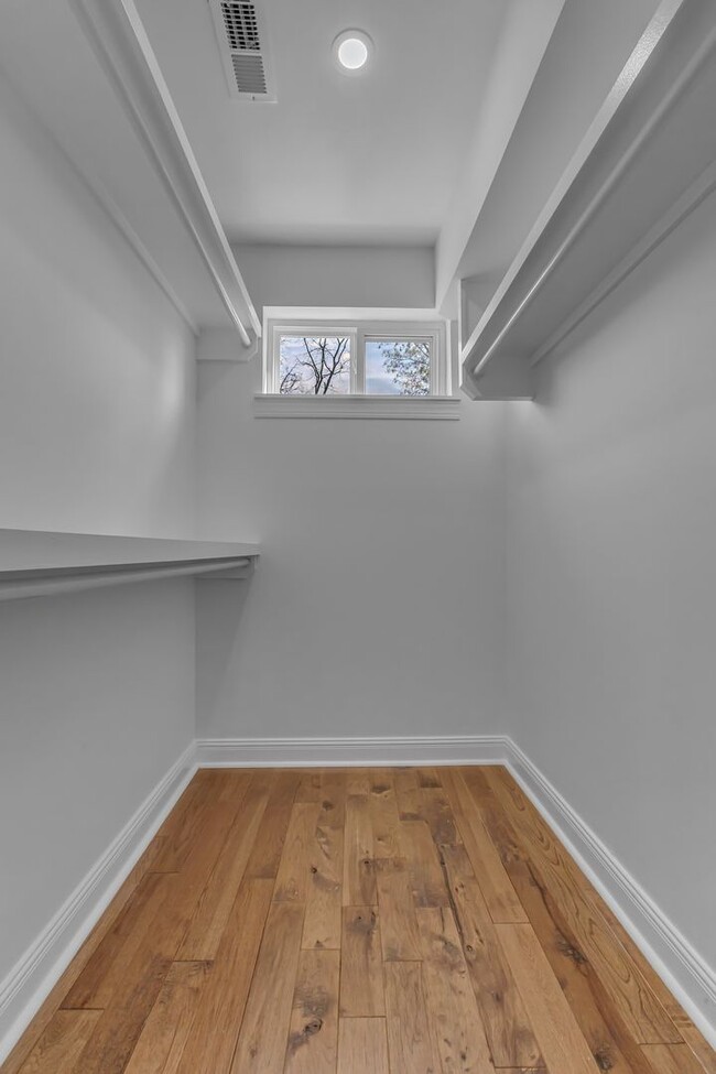 Building Photo - all new East/Cleveland Park Nashville 3 be...