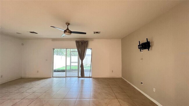 Building Photo - 9017 Alba Ln