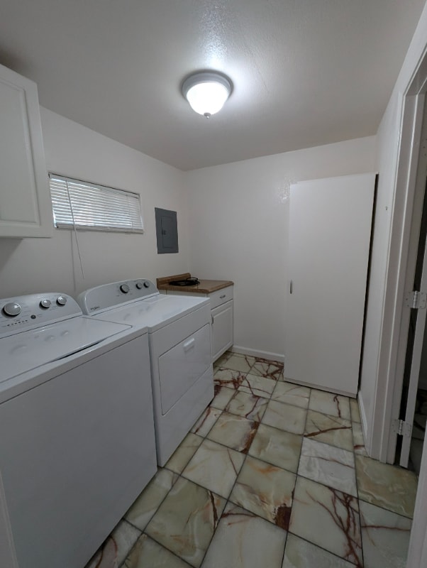 Building Photo - 4980 Lincoln Blvd