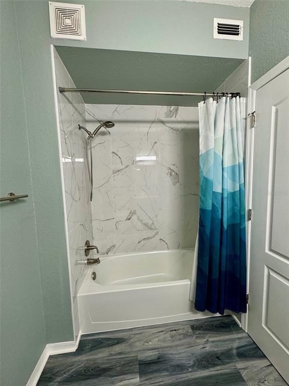 Building Photo - 4110 Central Sarasota Pkwy