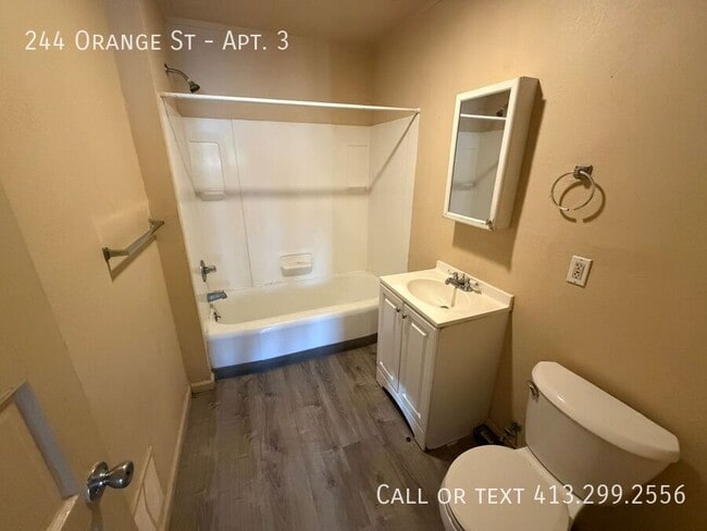 Building Photo - 244 Orange St