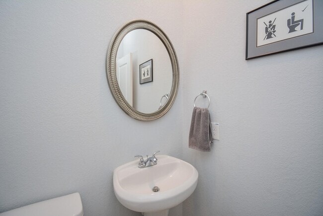 Building Photo - 16310 Westley Ridge Dr