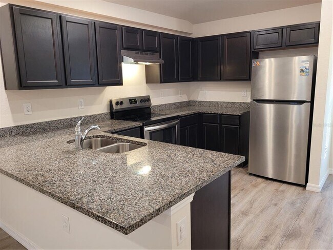 Building Photo - 12007 Henley Ave