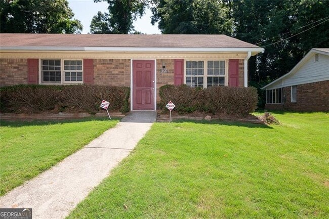 Primary Photo - 469 SOUTHERN