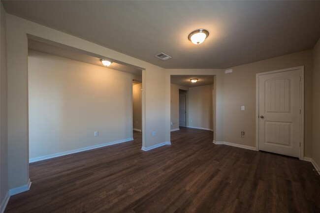 Building Photo - 13317 Brahmin Dr