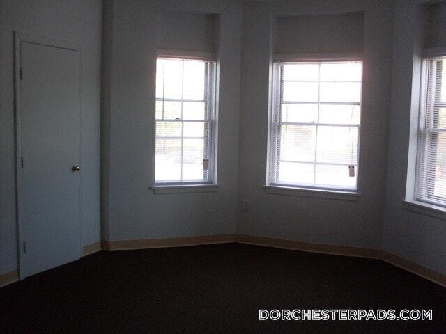 Building Photo - 119 Washington St