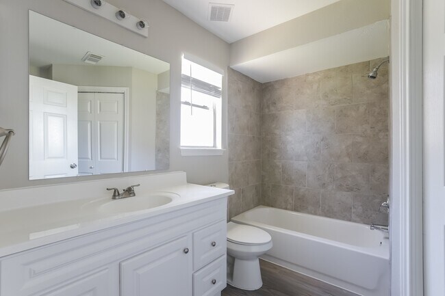 Building Photo - 7712 Sign St