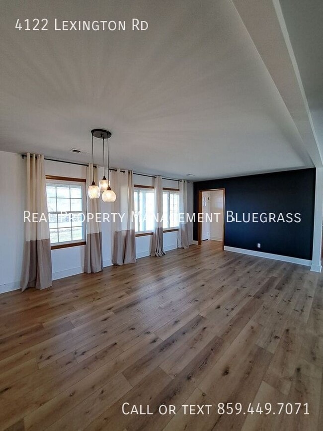 Building Photo - 4122 Lexington Rd