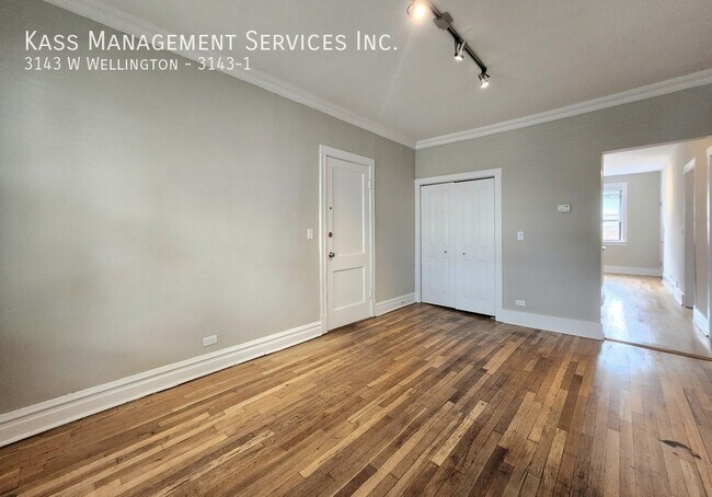 Building Photo - 3143 W Wellington-3143-1