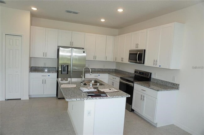 Building Photo - 1677 Way of Peace Ln