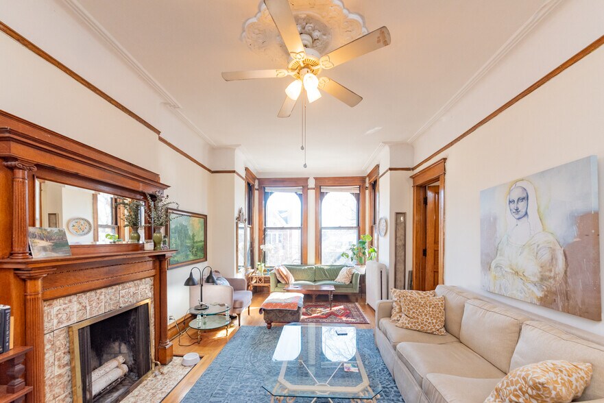 Building Photo - 1722 N Mohawk St