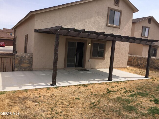 Building Photo - 14268 Ranier Point Dr