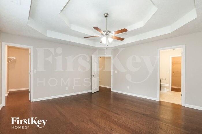 Building Photo - 3881 Berkshire Ridge Dr