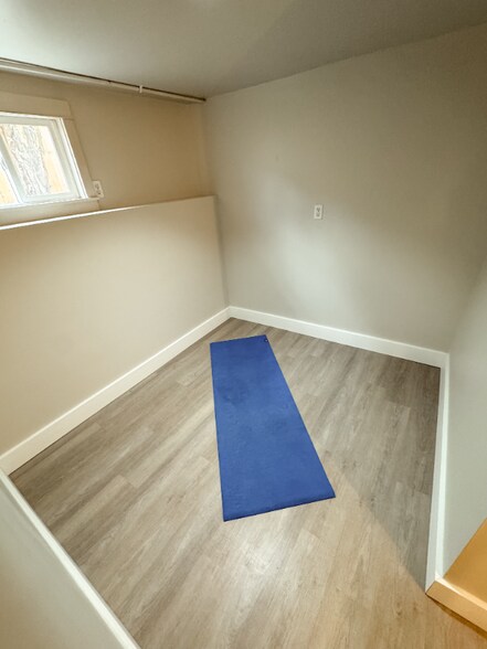 Building Photo - 835 Ouray Ave