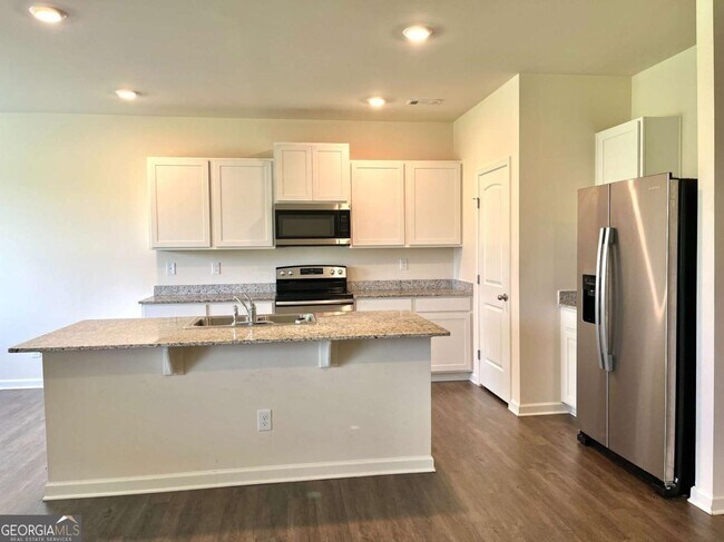 Building Photo - 107 Rapps Ave