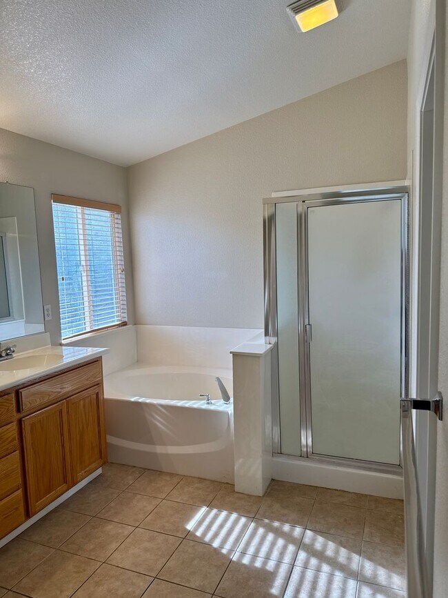 Building Photo - Looking for a four bedroom?