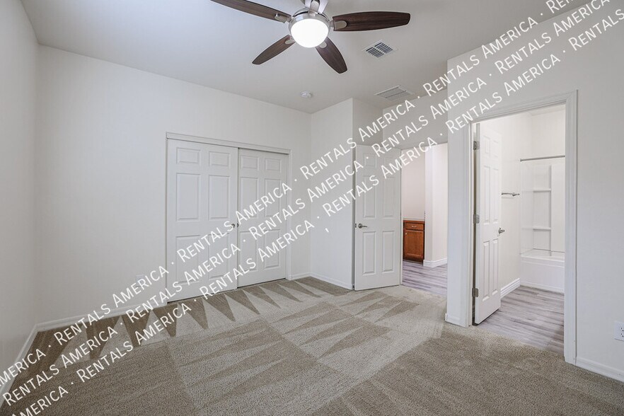 Building Photo - 21948 N 98th Dr