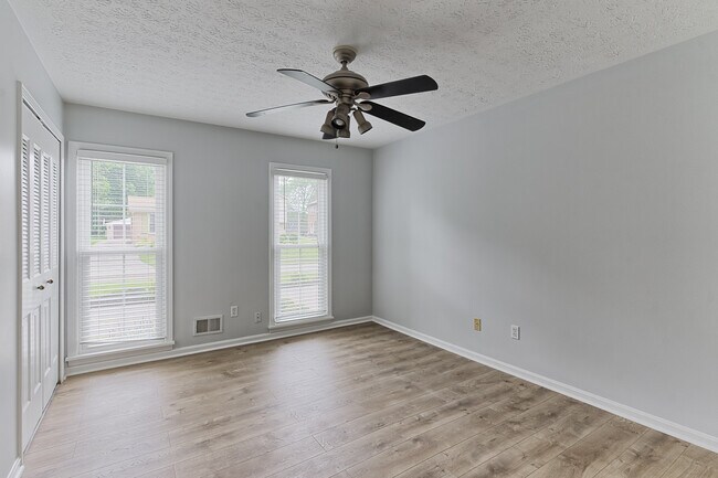 Building Photo - 6714 Copperfield Rd