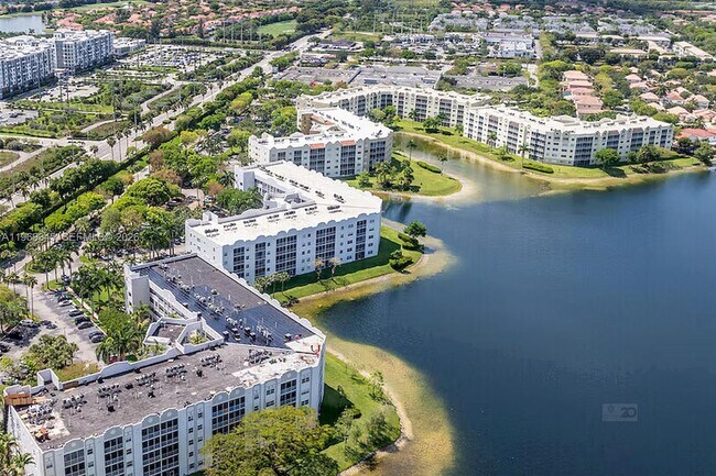 Building Photo - 10730 NW 66th St