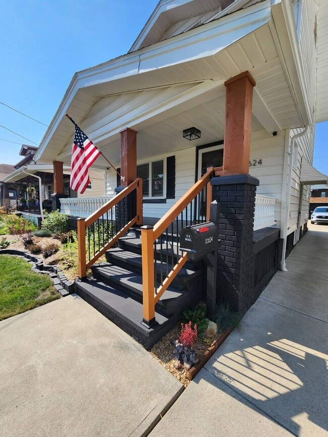 Building Photo - Newly Renovated 3-Bedroom Property in Prim...