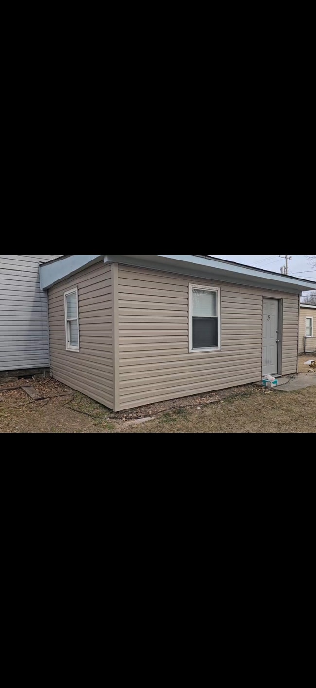 Building Photo - 718 N 18th St