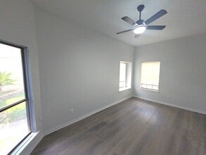 Building Photo - 8718 Roaring Point Dr