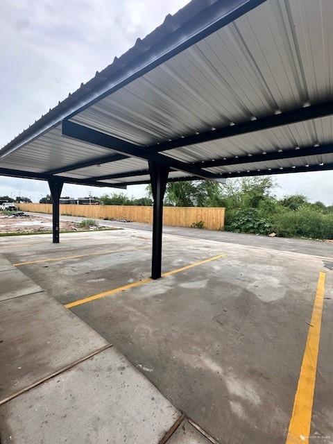 Building Photo - 30 Indian Creek Ave