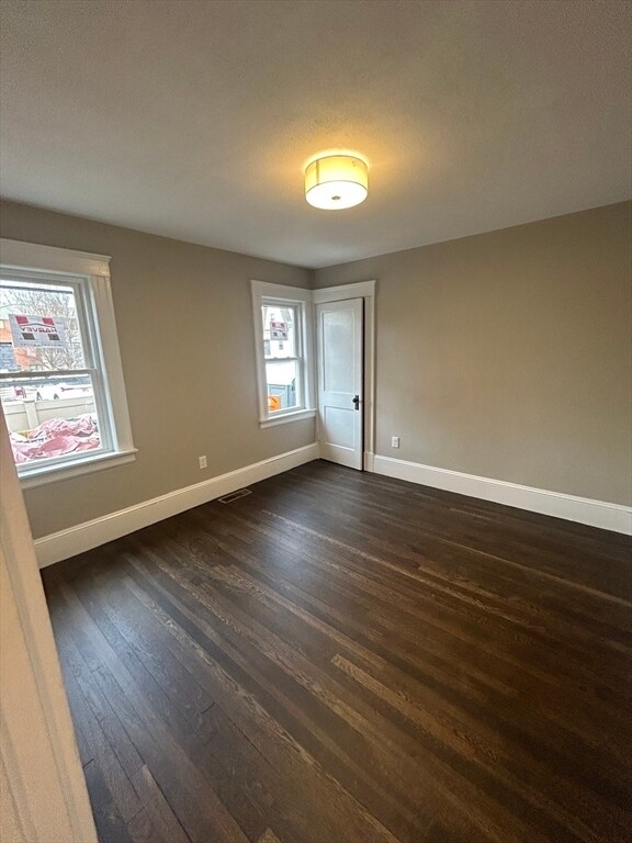 Building Photo - 16 Prospect St