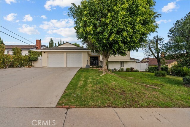 Building Photo - 9558 Swinton Ave