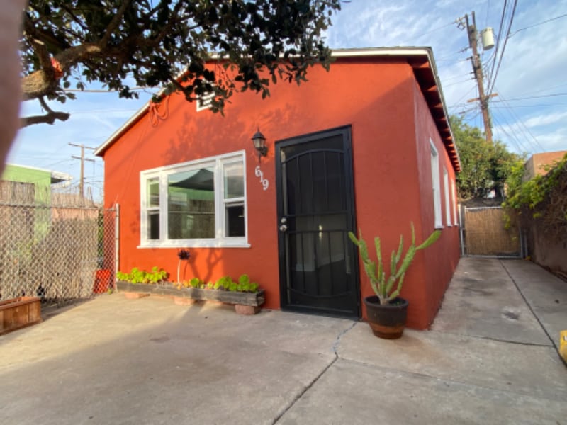 Building Photo - 619 42nd St