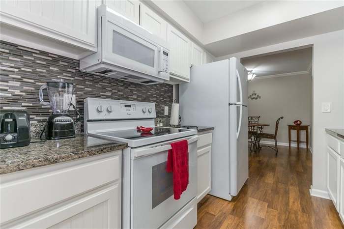 Building Photo - 1316 Old Hammond Chase