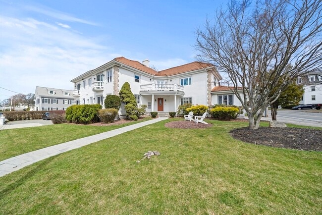 Building Photo - 1 Salem St