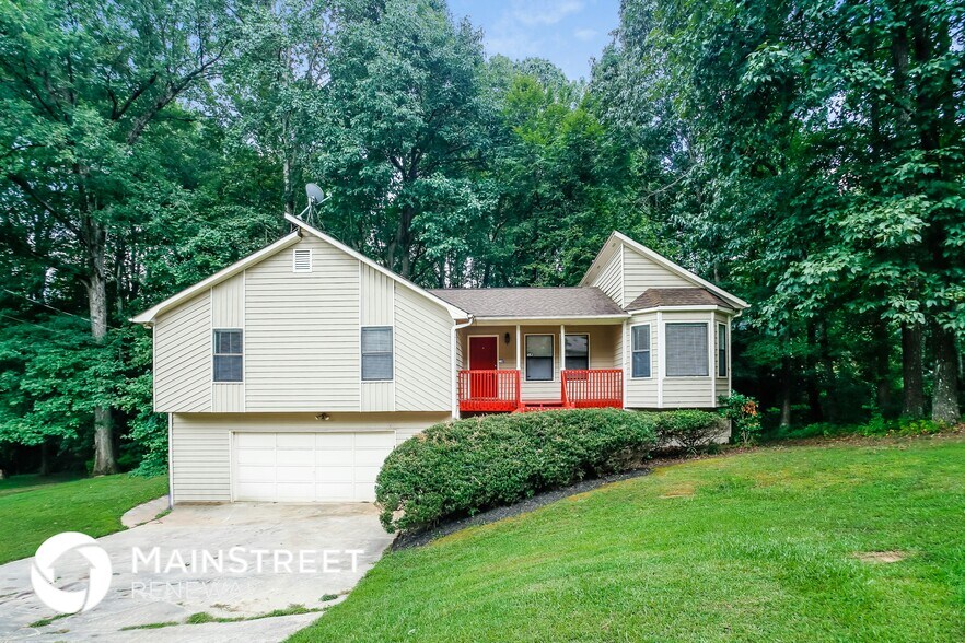 Primary Photo - 5561 Deerfield Pl