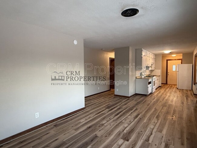 Building Photo - 805 Miami Blvd