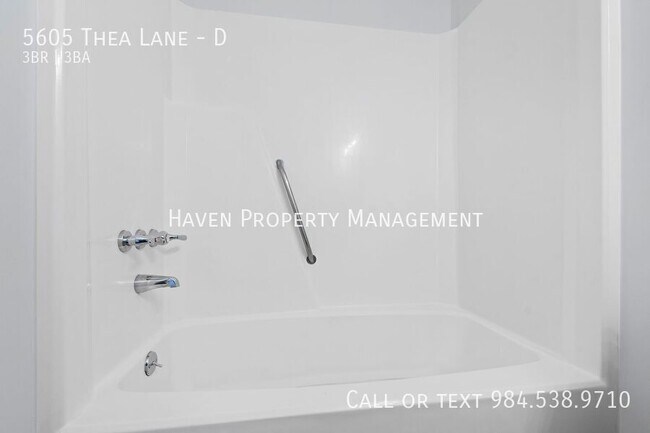 Building Photo - 5605 Thea Ln