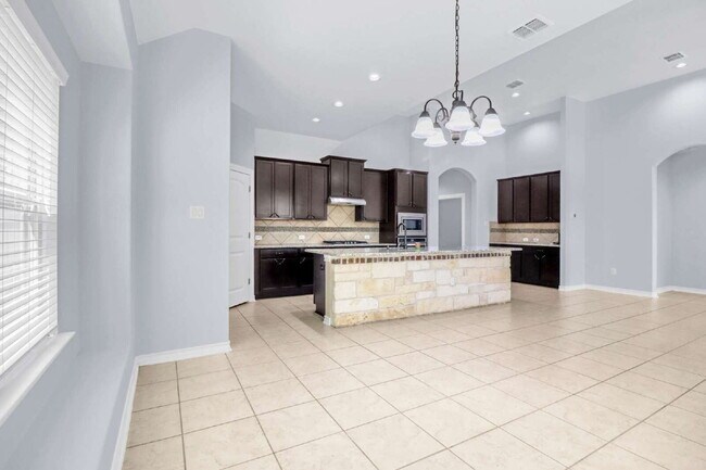 Building Photo - "Spacious 4-Bedroom Oasis with 3 Full Baths, Study, Game Room & NO HOA in San Antonio – 2,521 Sq ...