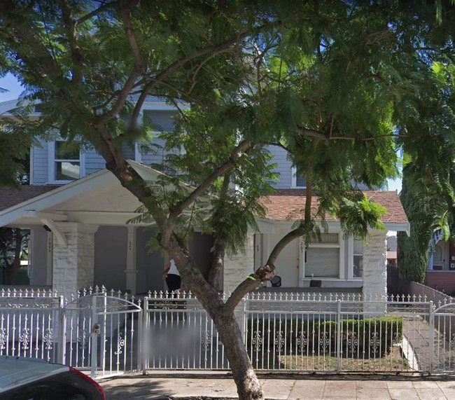 Primary Photo - 2644 Orchard Ave