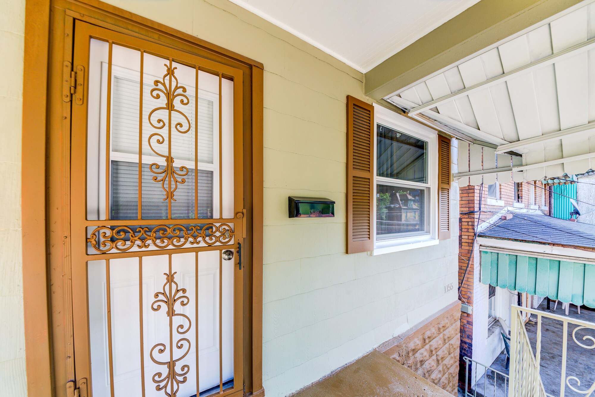 Building Photo - 1155 South Ave