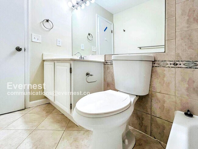 Building Photo - 12170 Cardamom Dr
