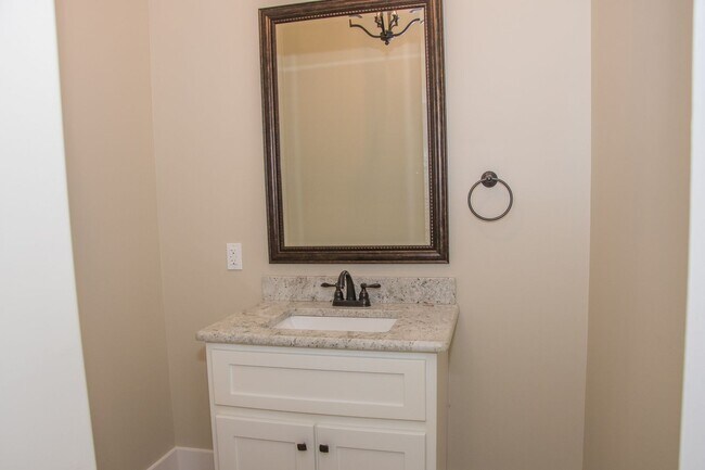 Building Photo - 4269 Farmington Cove