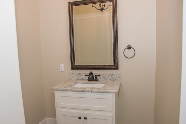 Building Photo - Barrington Park Subdivision