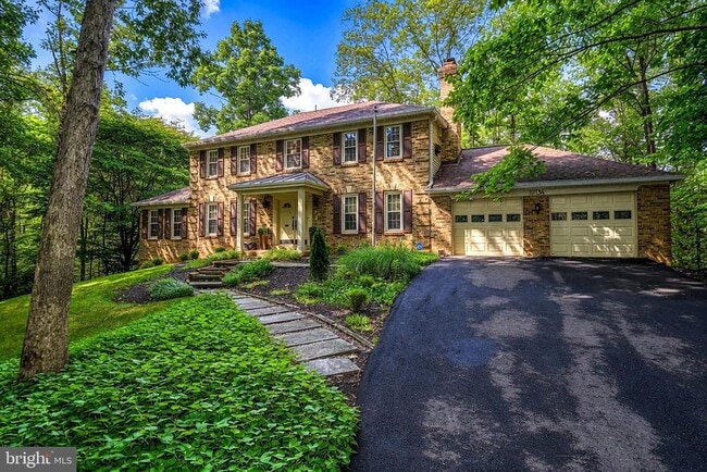 Building Photo - 12134 Holly Knoll Cir