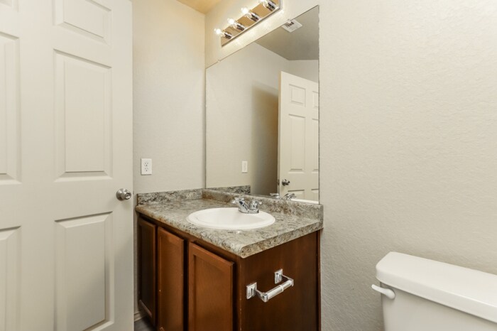 Building Photo - 5519 Degan Way