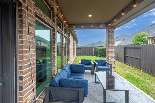 Building Photo - 29147 Crystal Rose Ln