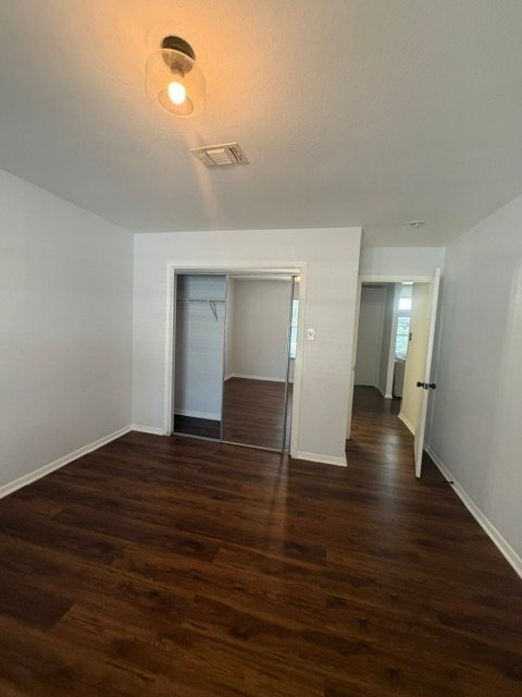 Building Photo - 4703 Oakley Farm